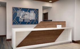 Holiday Inn Express & Suites By Ihg Chambersburg By Ihg